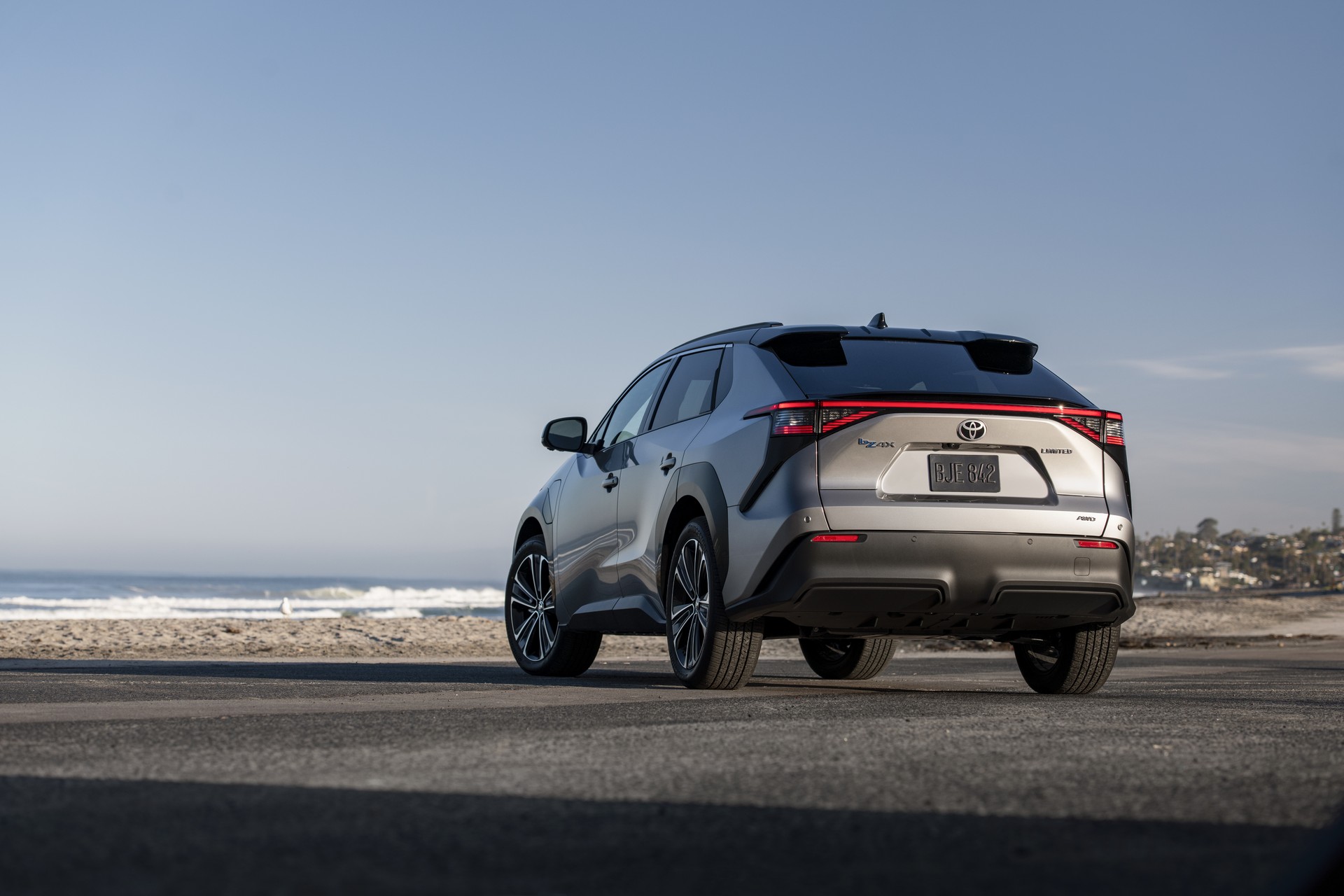 Download 2023 Toyota bZ4X Limited AWD - Rear HD Wallpaper 1920x1280 #157