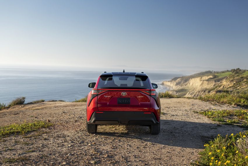 2023 Toyota bZ4X Limited AWD - Rear Wallpaper 850x567 #38