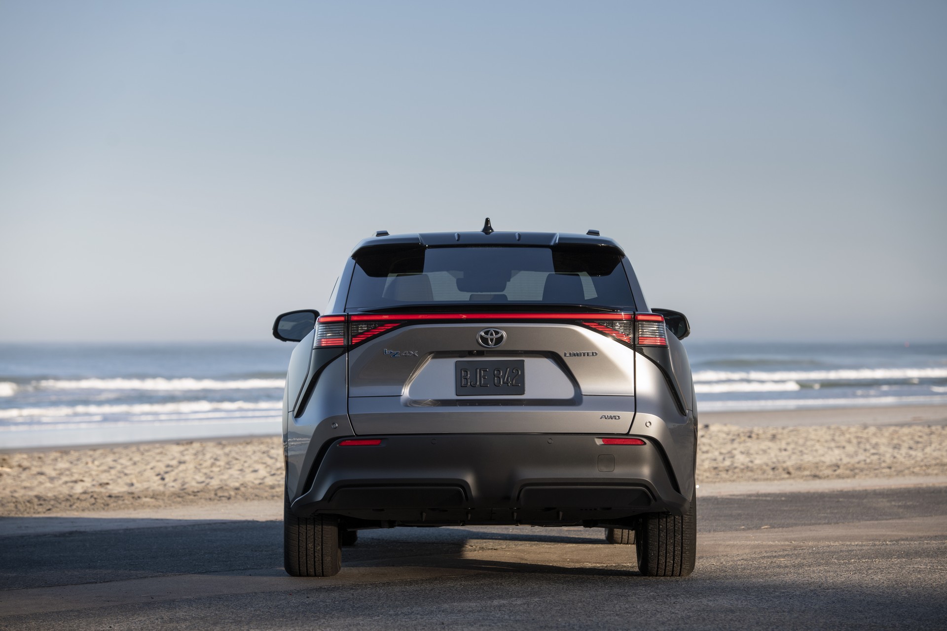 Download 2023 Toyota bZ4X Limited AWD - Rear HD Wallpaper 1920x1280 #158