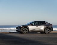 2023 Toyota bZ4X Limited AWD - Side Wallpaper 190x150