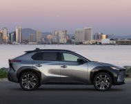 2023 Toyota bZ4X Limited AWD - Side Wallpaper 190x150