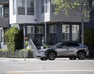 2023 Toyota bZ4X Limited AWD - Side Wallpaper 190x150