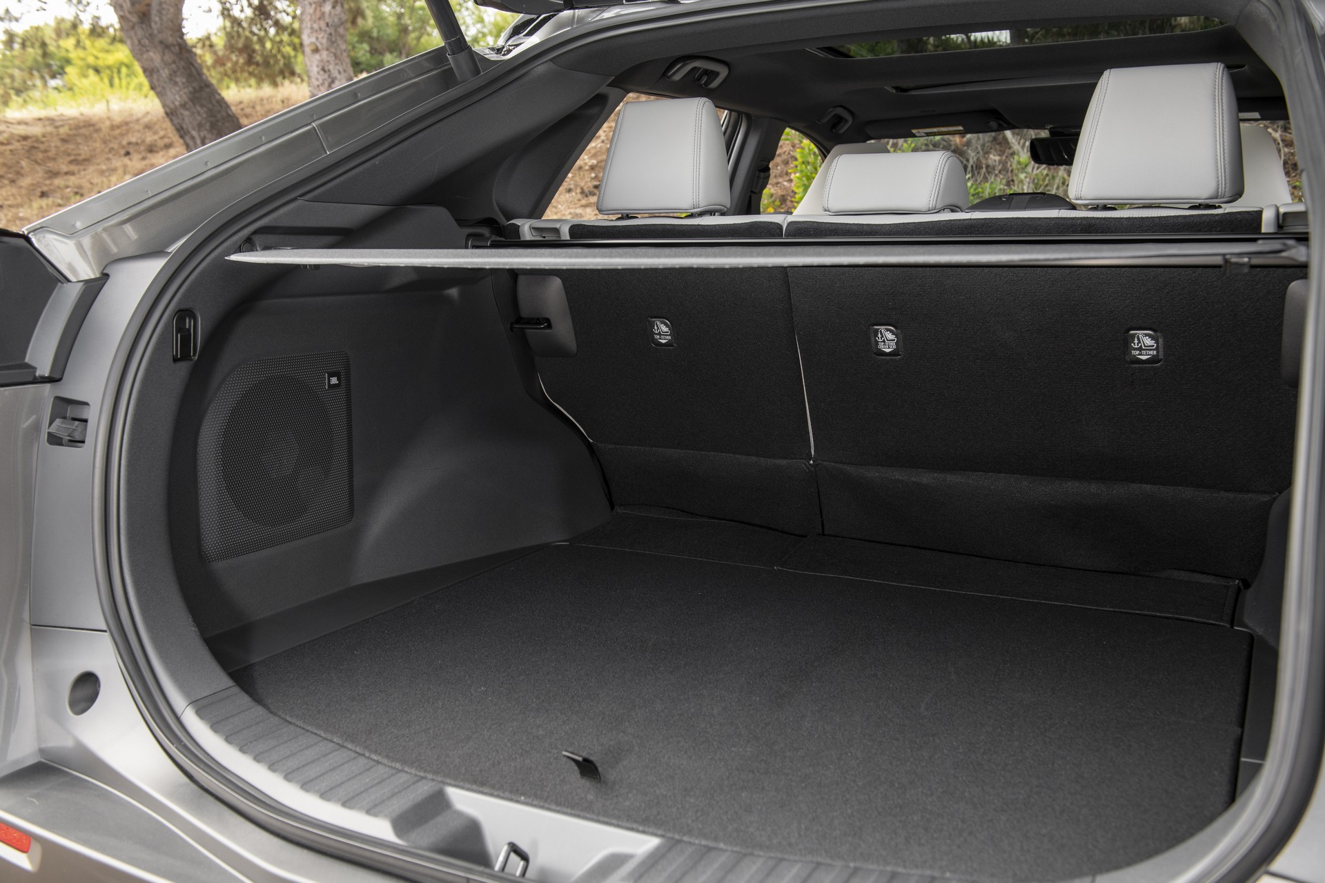 Download 2023 Toyota bZ4X Limited AWD - Trunk HD Wallpaper 1920x1280 #225