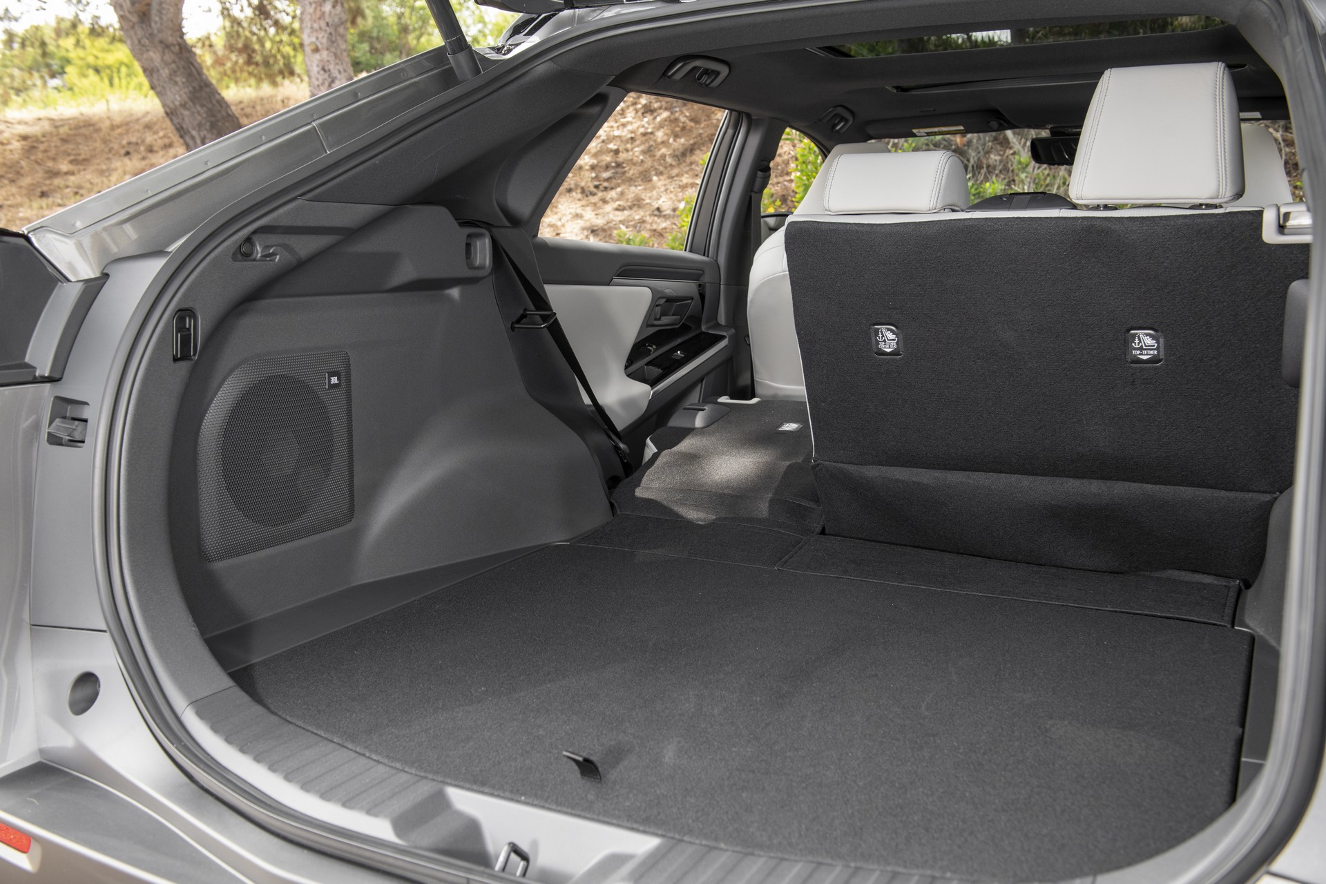 Download 2023 Toyota bZ4X Limited AWD - Trunk HD Wallpaper 1920x1280 #226