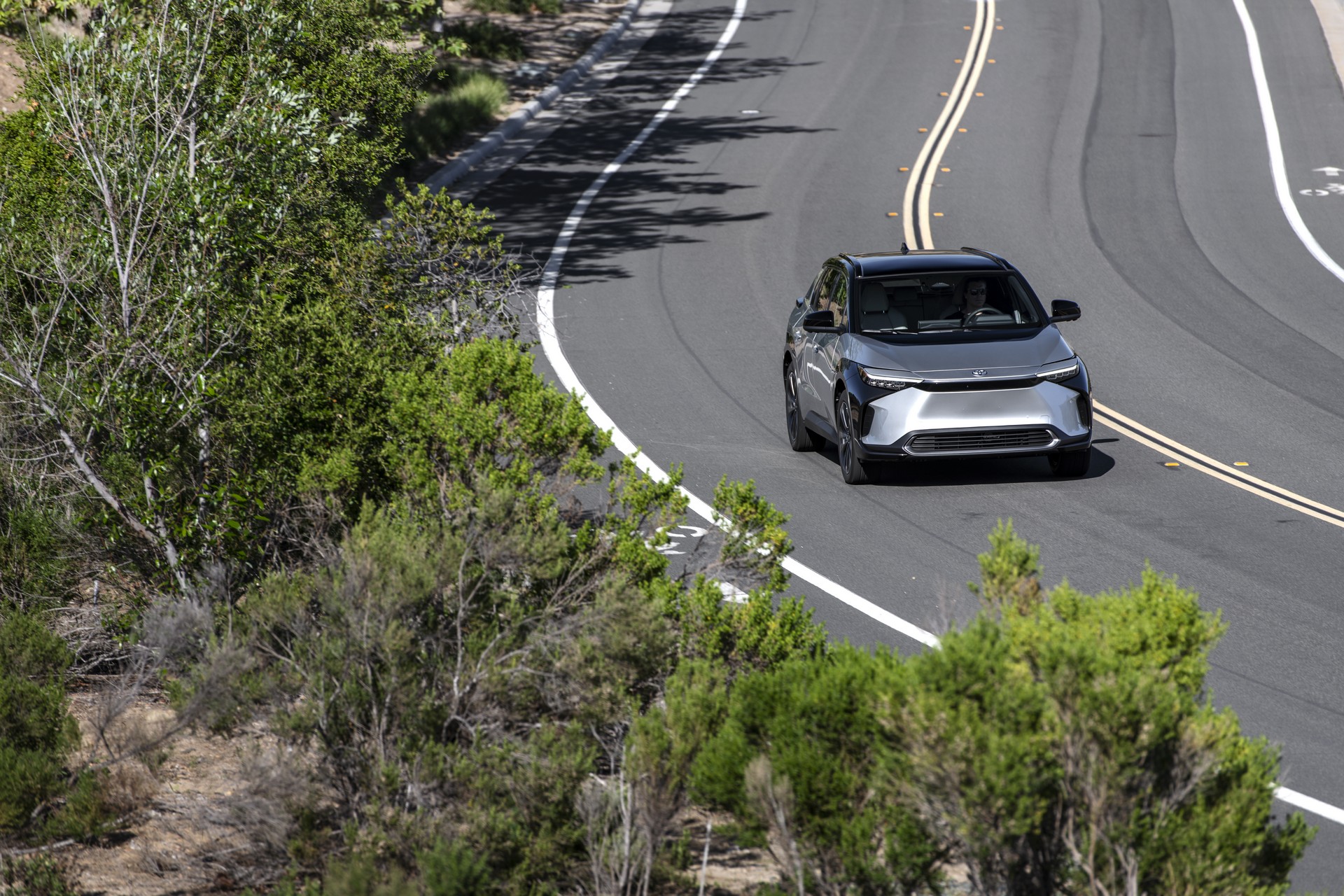 Download 2023 Toyota bZ4X Limited FWD - Front HD Wallpaper 1920x1280 #79