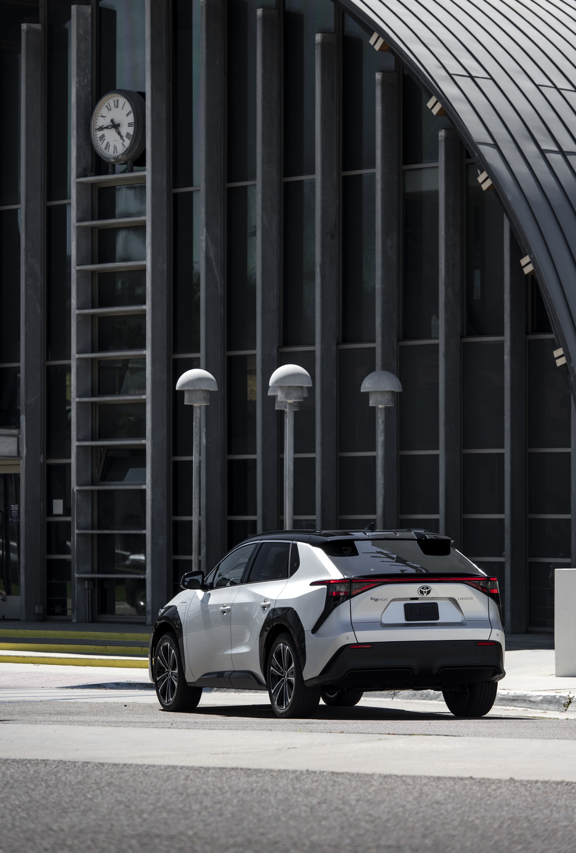 Download 2023 Toyota bZ4X Limited FWD - Rear Three-Quarter HD Phone Wallpaper 1920x2844 #61