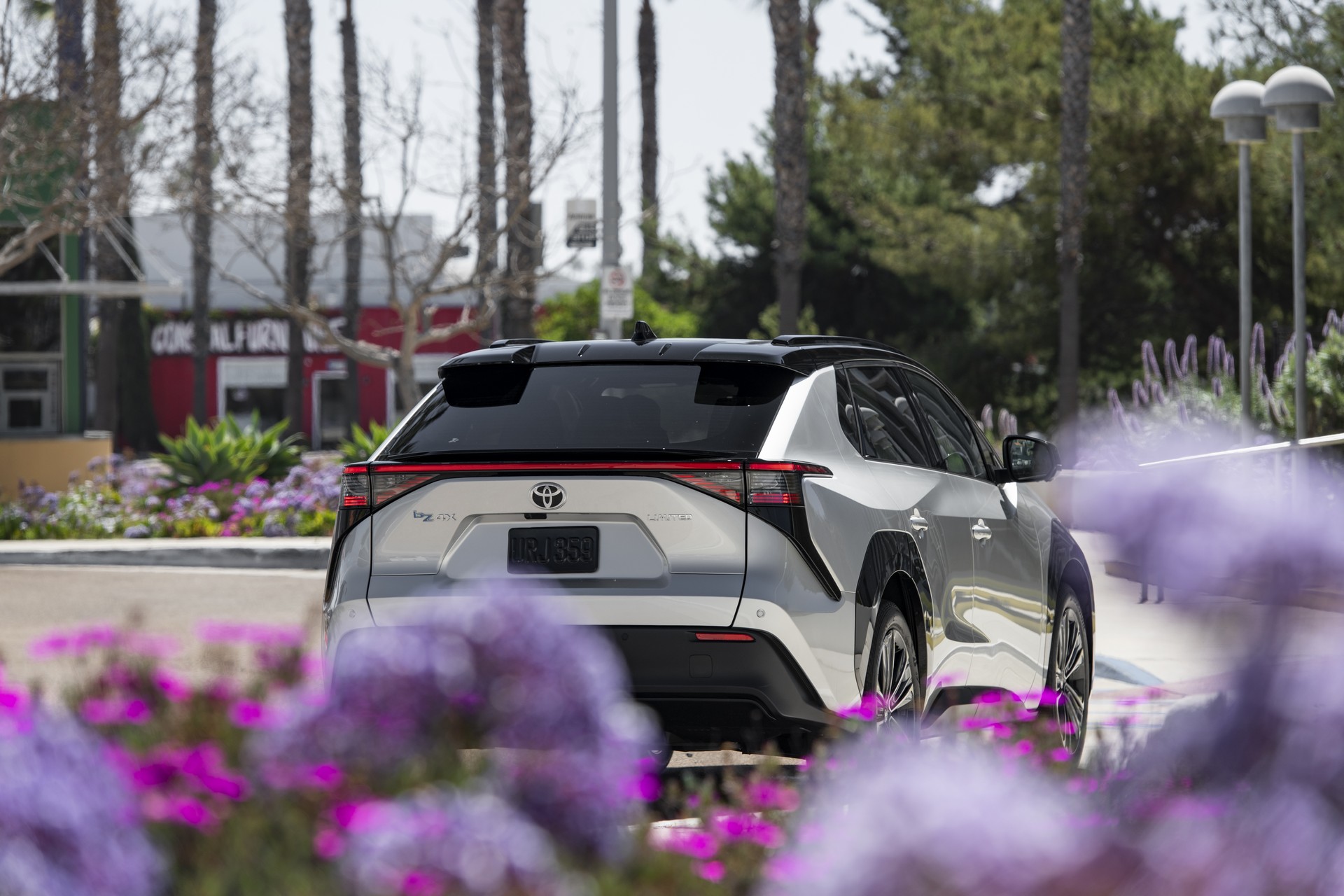 Download 2023 Toyota bZ4X Limited FWD - Rear HD Wallpaper 1920x1280 #65