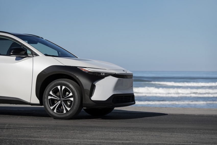 2023 Toyota bZ4X XLE FWD - Detail Wallpaper 850x567 #25