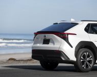 2023 Toyota bZ4X XLE FWD - Detail Wallpaper 190x150