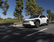 2023 Toyota bZ4X XLE FWD - Front Three-Quarter Wallpaper 190x150