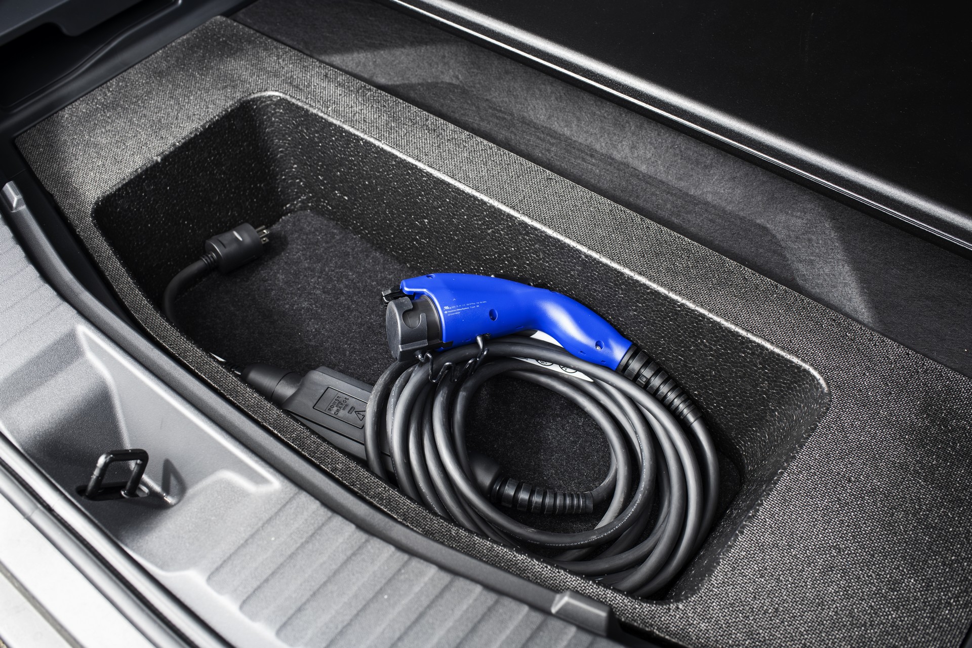 Download 2023 Toyota bZ4X XLE FWD - Interior, Detail HD Wallpaper 1920x1280 #101