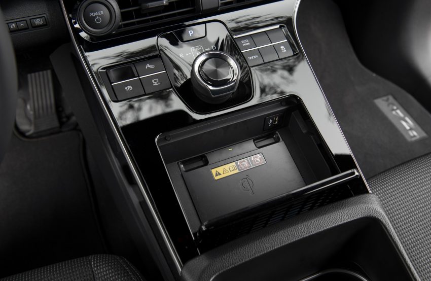 2023 Toyota bZ4X XLE FWD - Interior, Detail Wallpaper 850x554 #81