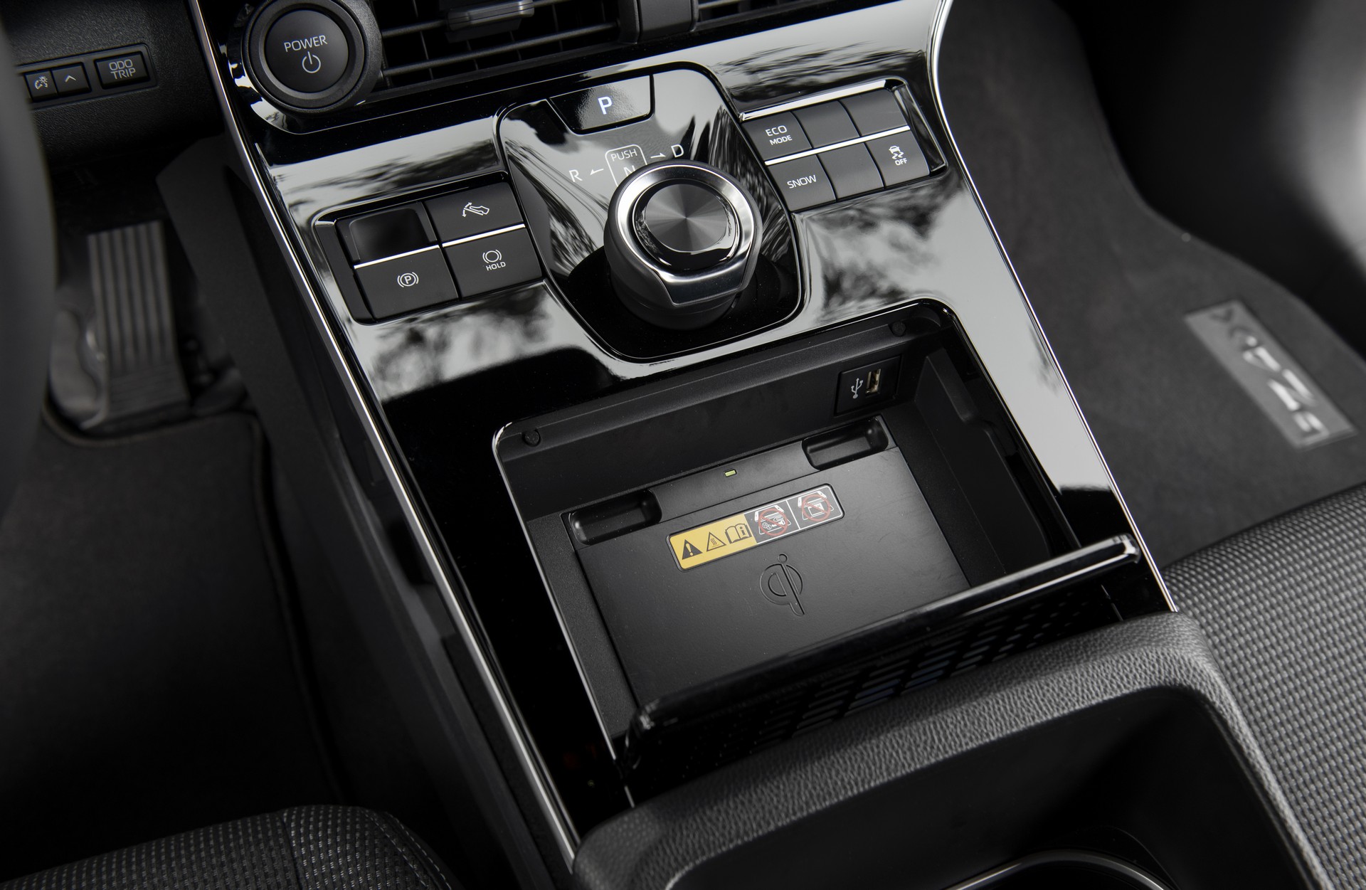 Download 2023 Toyota bZ4X XLE FWD - Interior, Detail HD Wallpaper 1920x1251 #81