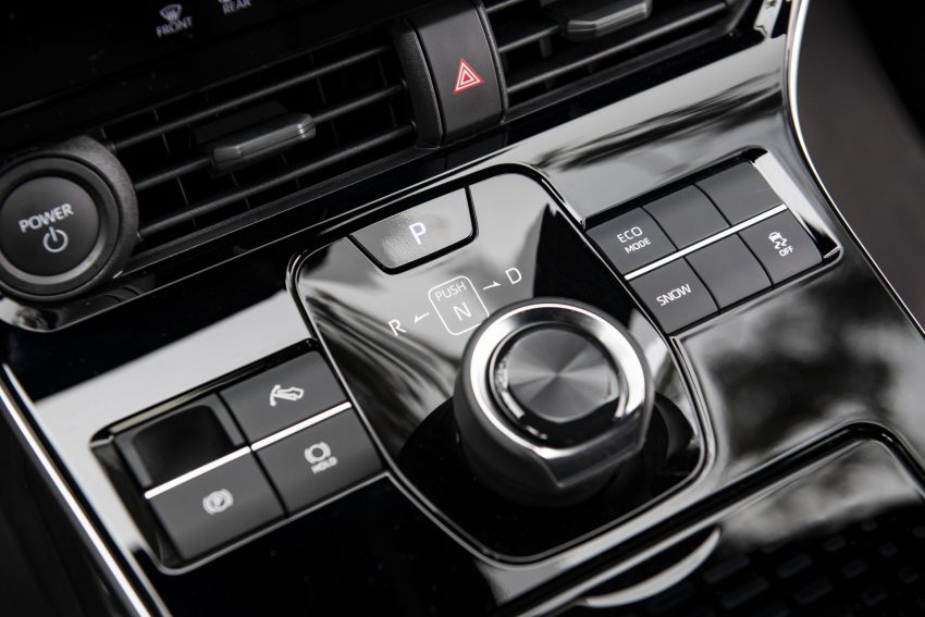 2023 Toyota bZ4X XLE FWD - Interior, Detail Wallpaper 850x567 #95