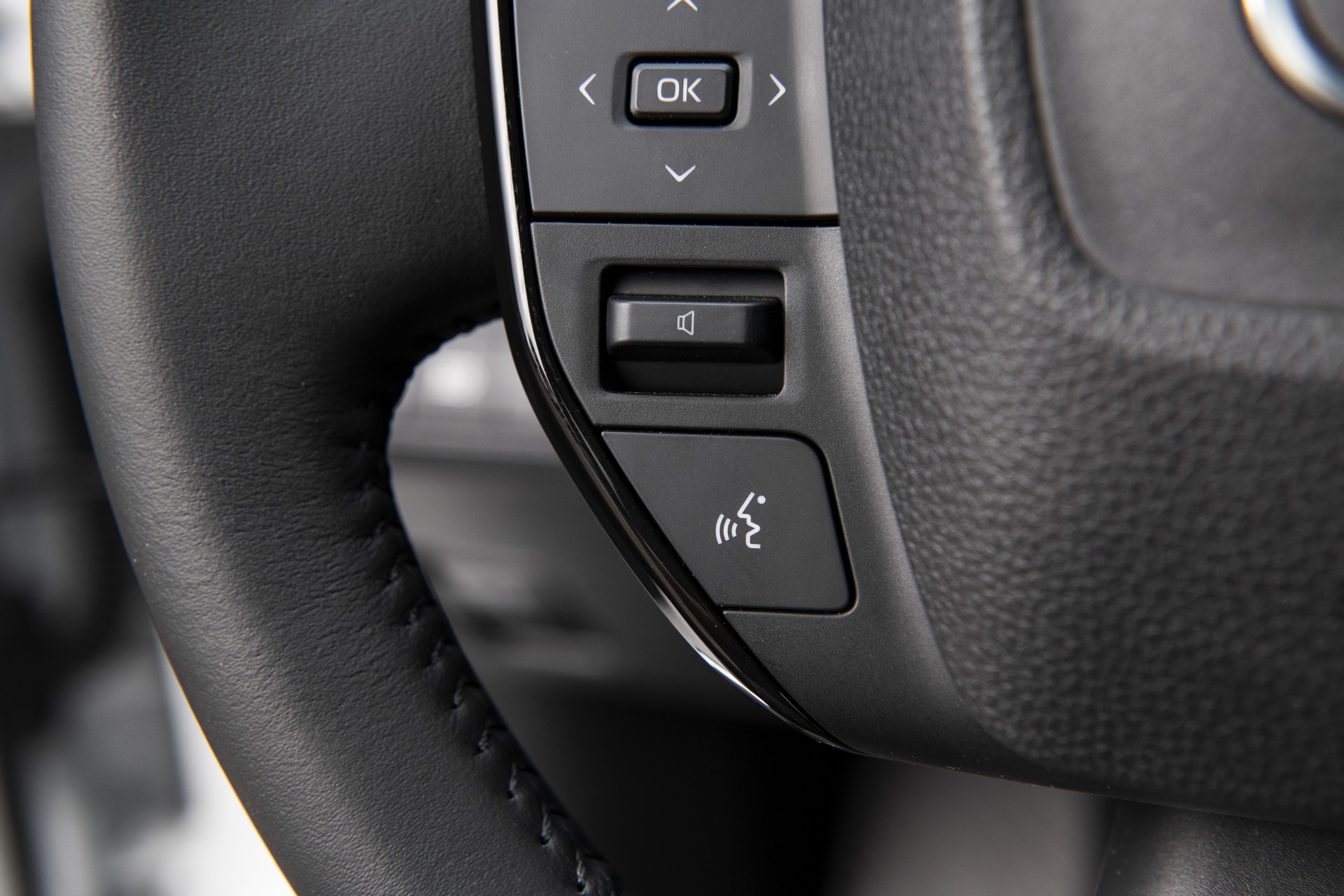 Download 2023 Toyota bZ4X XLE FWD - Interior, Steering Wheel HD Wallpaper 1920x1280 #96