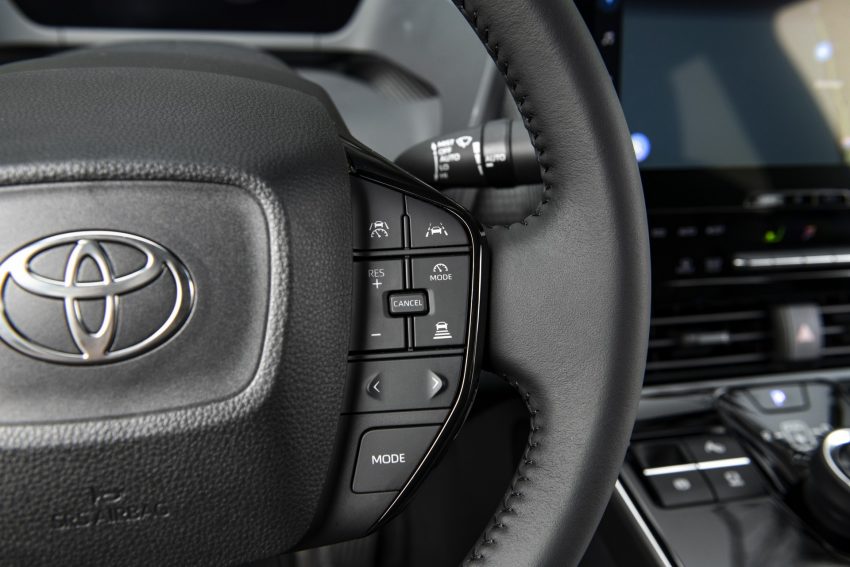 2023 Toyota bZ4X XLE FWD - Interior, Steering Wheel Wallpaper 850x567 #97