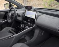 2023 Toyota bZ4X XLE FWD - Interior Wallpaper 190x150