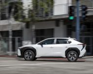 2023 Toyota bZ4X XLE FWD - Side Wallpaper 190x150