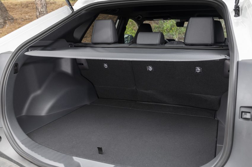 2023 Toyota bZ4X XLE FWD - Trunk Wallpaper 850x564 #102