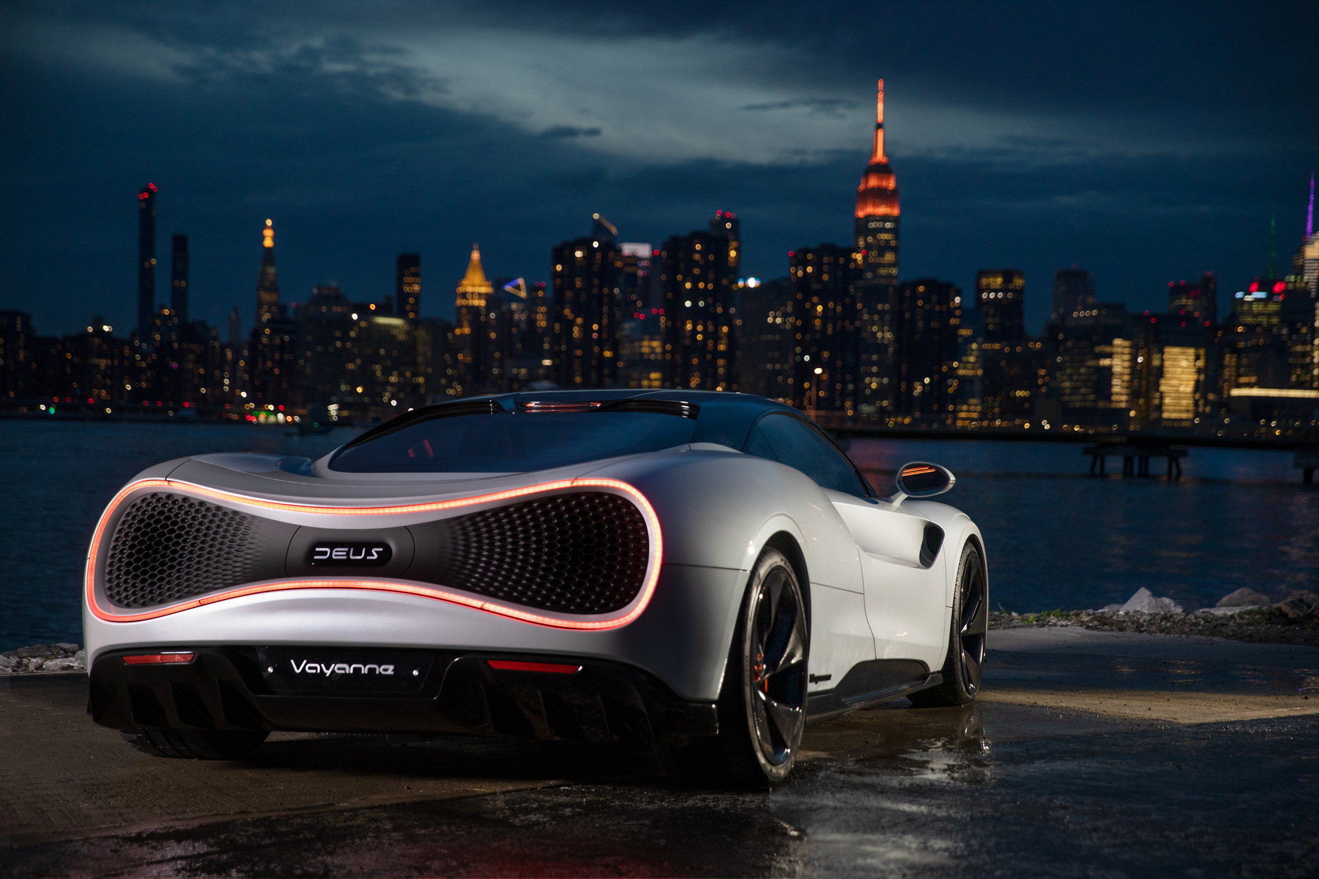 Download 2025 Deus Vayanne - Rear HD Wallpaper 1920x1280 #10