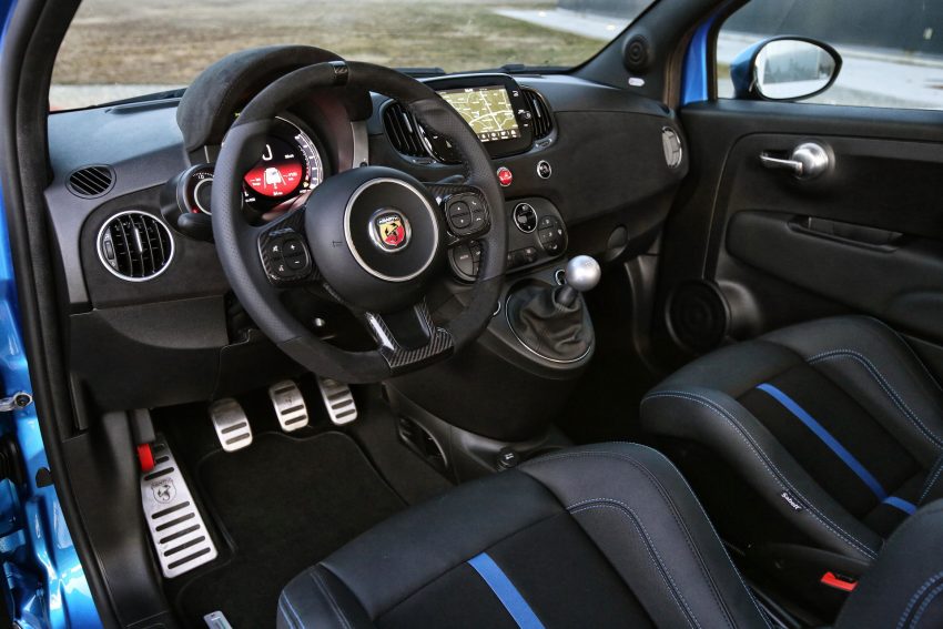 2022 Abarth 695 Tributo 131 Rally - Interior Wallpaper 850x567 #33