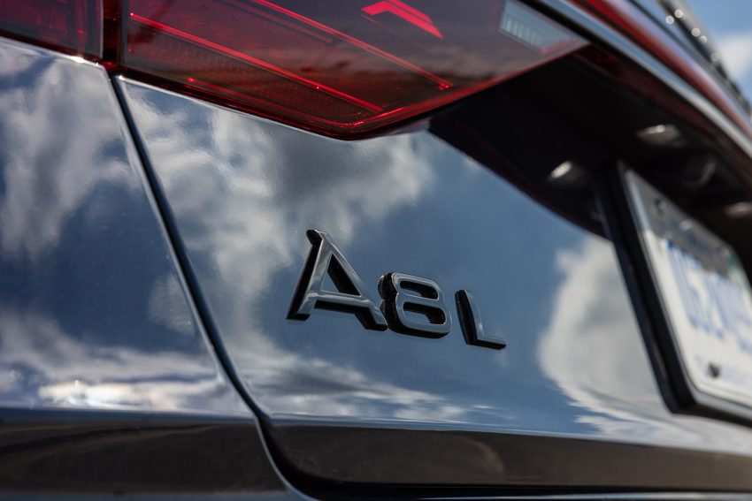 2022 Audi A8 L - US version - Badge Wallpaper 850x567 #43