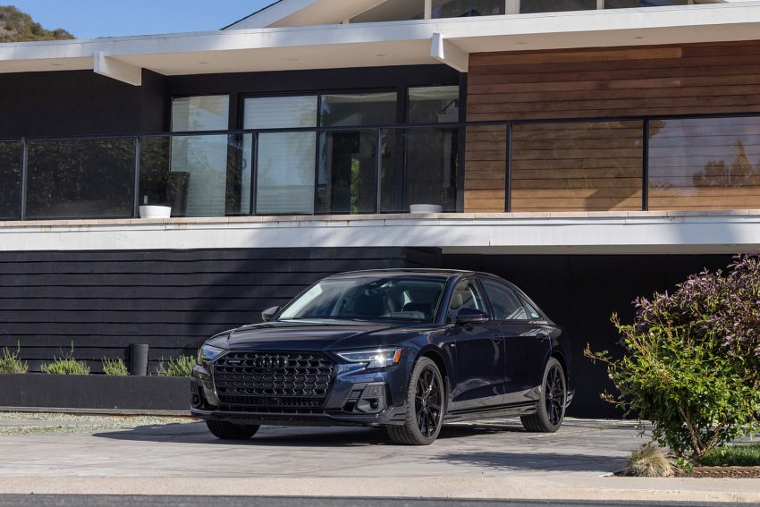 2022 Audi A8 L - US version - Front Three-Quarter Wallpaper 850x567 #35