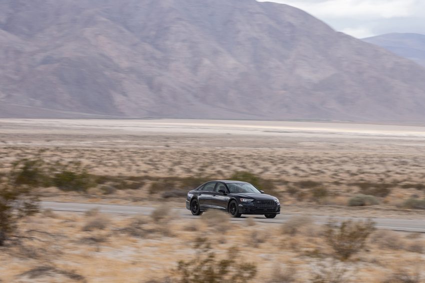 2022 Audi A8 L - US version - Front Three-Quarter Wallpaper 850x567 #7