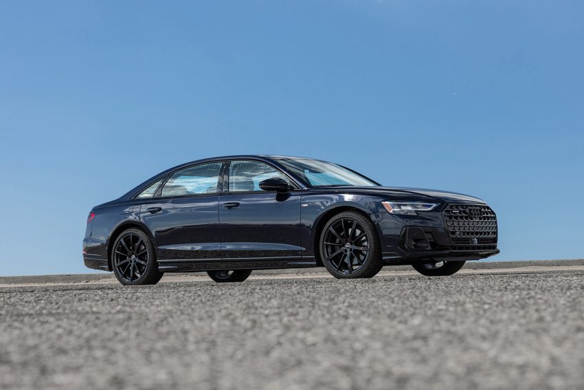 2022 Audi A8 L - US version - Front Three-Quarter Wallpaper 850x567 #25