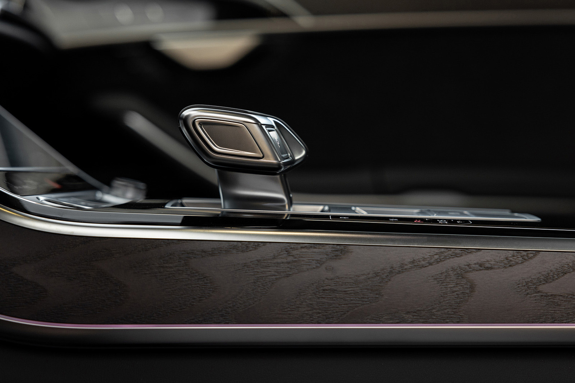 Download 2022 Audi A8 L - US version - Interior, Detail HD Wallpaper 1921x1280 #55