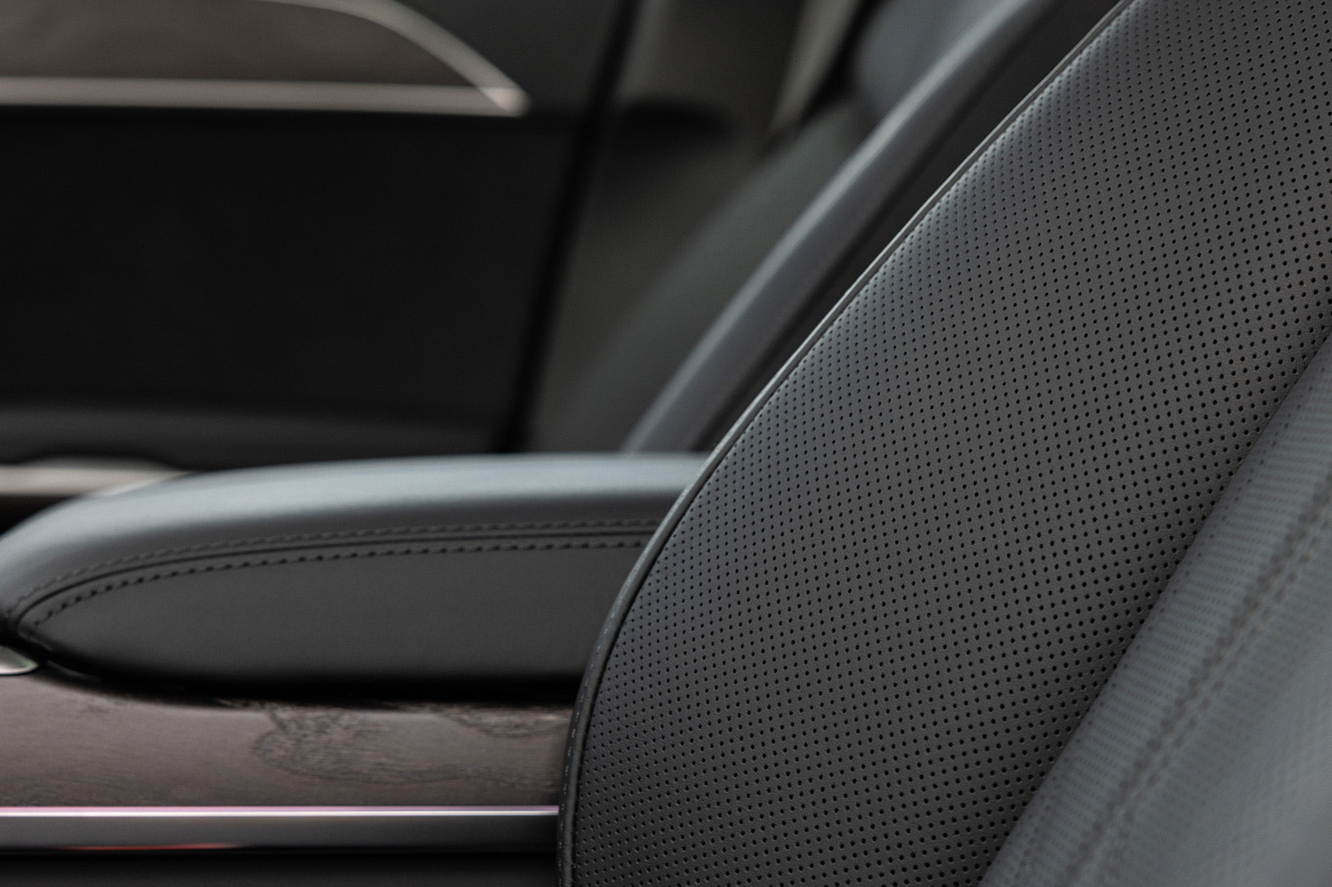 Download 2022 Audi A8 L - US version - Interior, Detail HD Wallpaper 1921x1280 #66