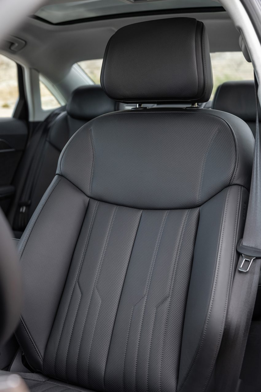 2022 Audi A8 L - US version - Interior, Front Seats Phone Wallpaper 850x1274 #72