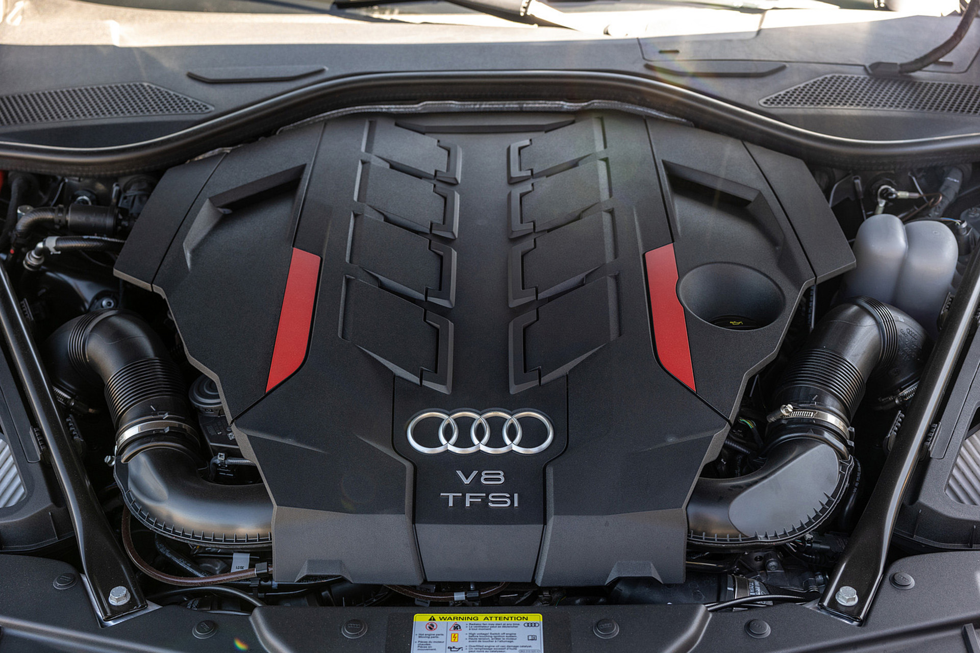 Download 2022 Audi S8 - US version - Engine HD Wallpaper 1921x1280 #55