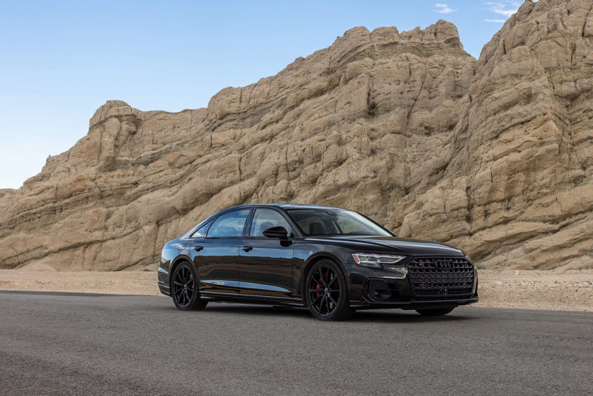 2022 Audi S8 - US version - Front Three-Quarter Wallpaper 850x567 #24
