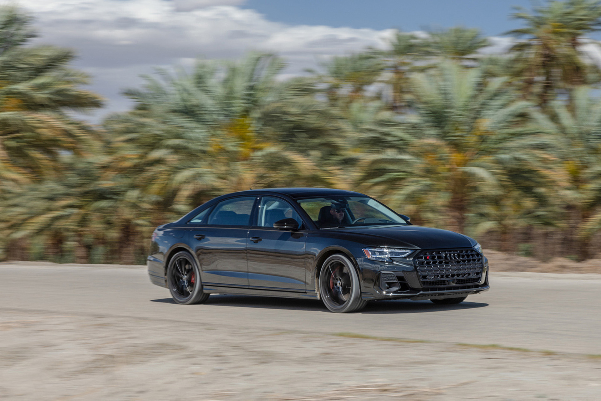 Download 2022 Audi S8 - US version - Front Three-Quarter HD Wallpaper 1921x1281 #13