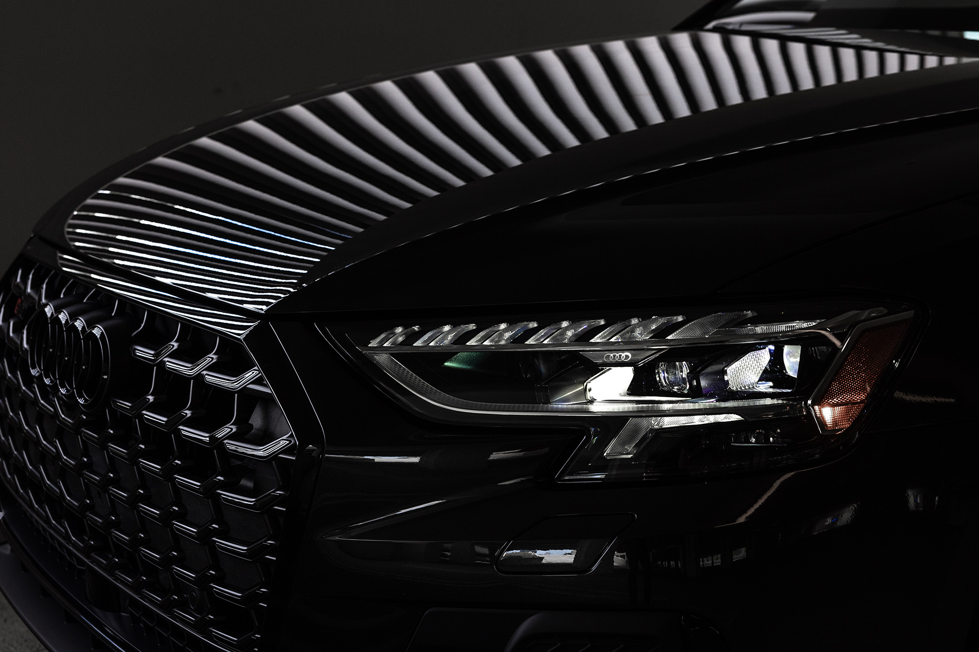 Download 2022 Audi S8 - US version - Headlight HD Wallpaper 1921x1281 #42