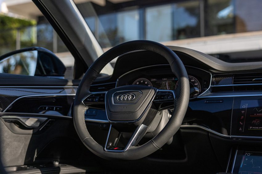 2022 Audi S8 - US version - Interior, Detail Wallpaper 850x566 #60