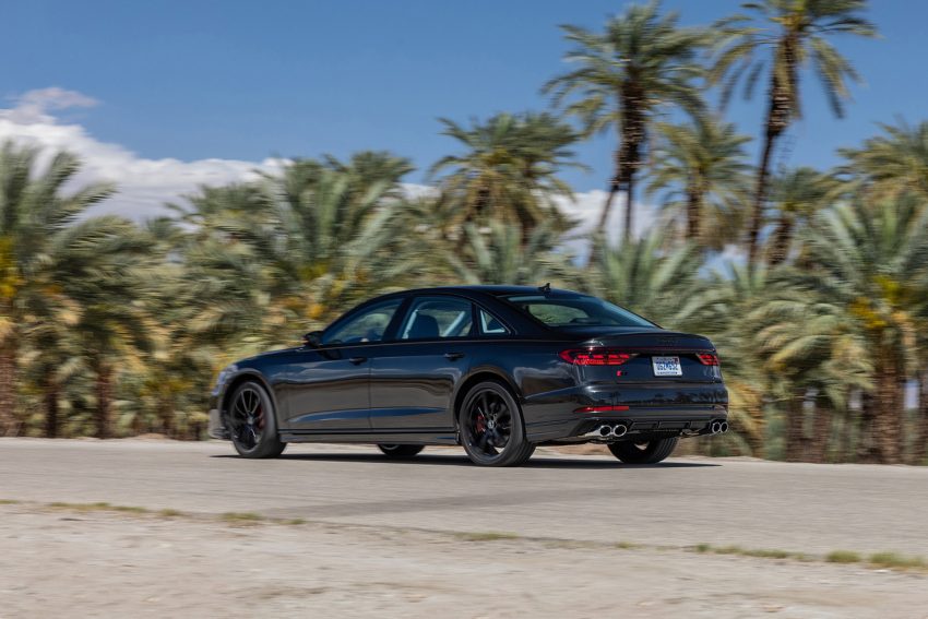 2022 Audi S8 - US version - Rear Three-Quarter Wallpaper 850x567 #21