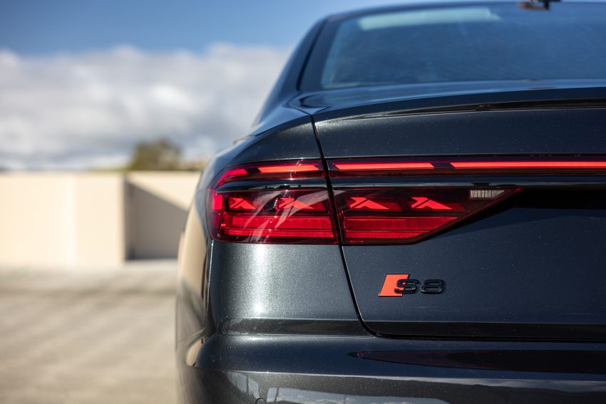 2022 Audi S8 - US version - Tail Light Wallpaper 850x567 #51