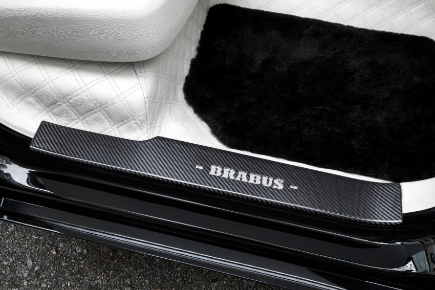 2022 Brabus 700 based on Rolls-Royce Ghost Extended - Door Sill Wallpaper 850x567 #65