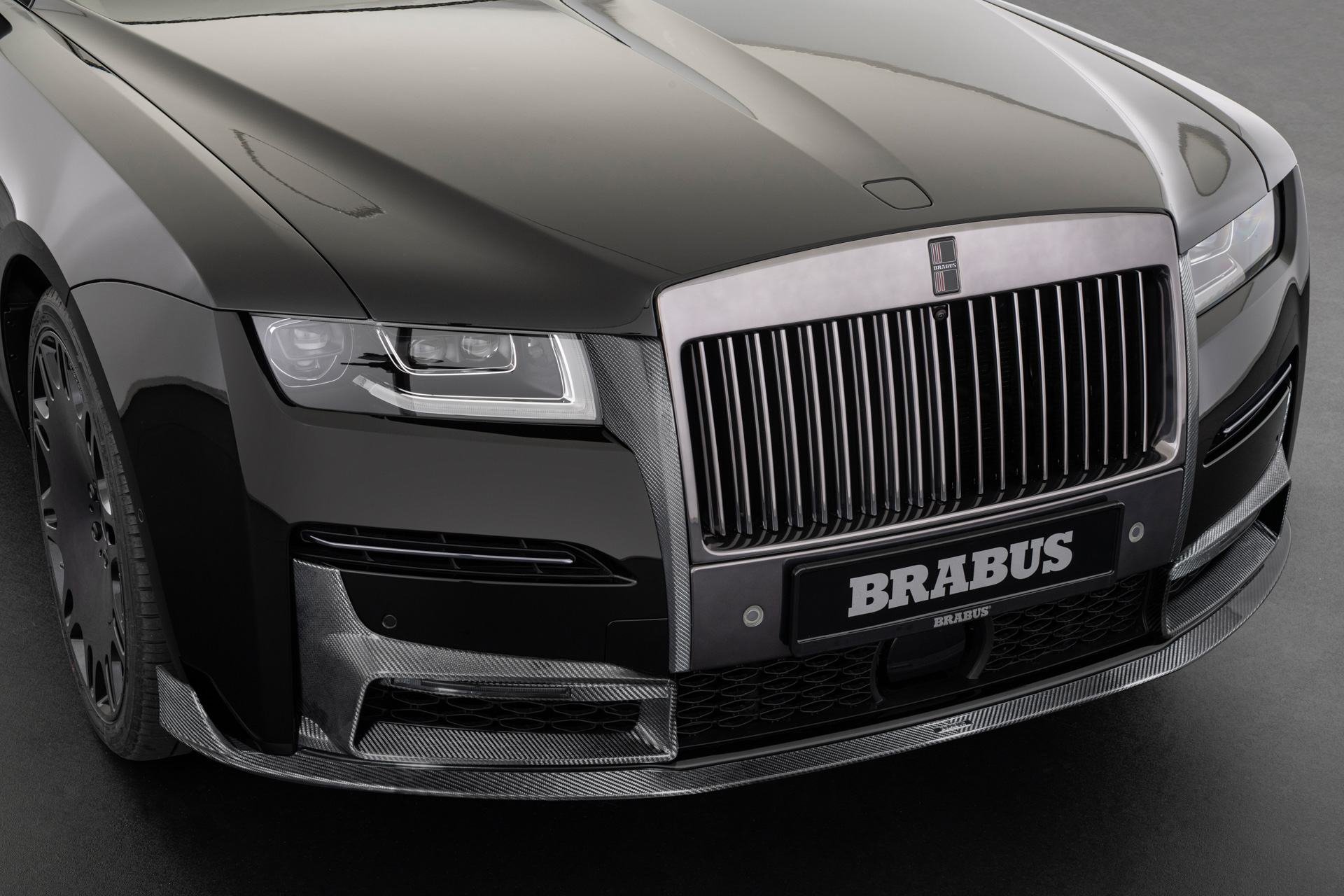 Download 2022 Brabus 700 based on Rolls-Royce Ghost Extended - Grille HD Wallpaper 1920x1280 #41