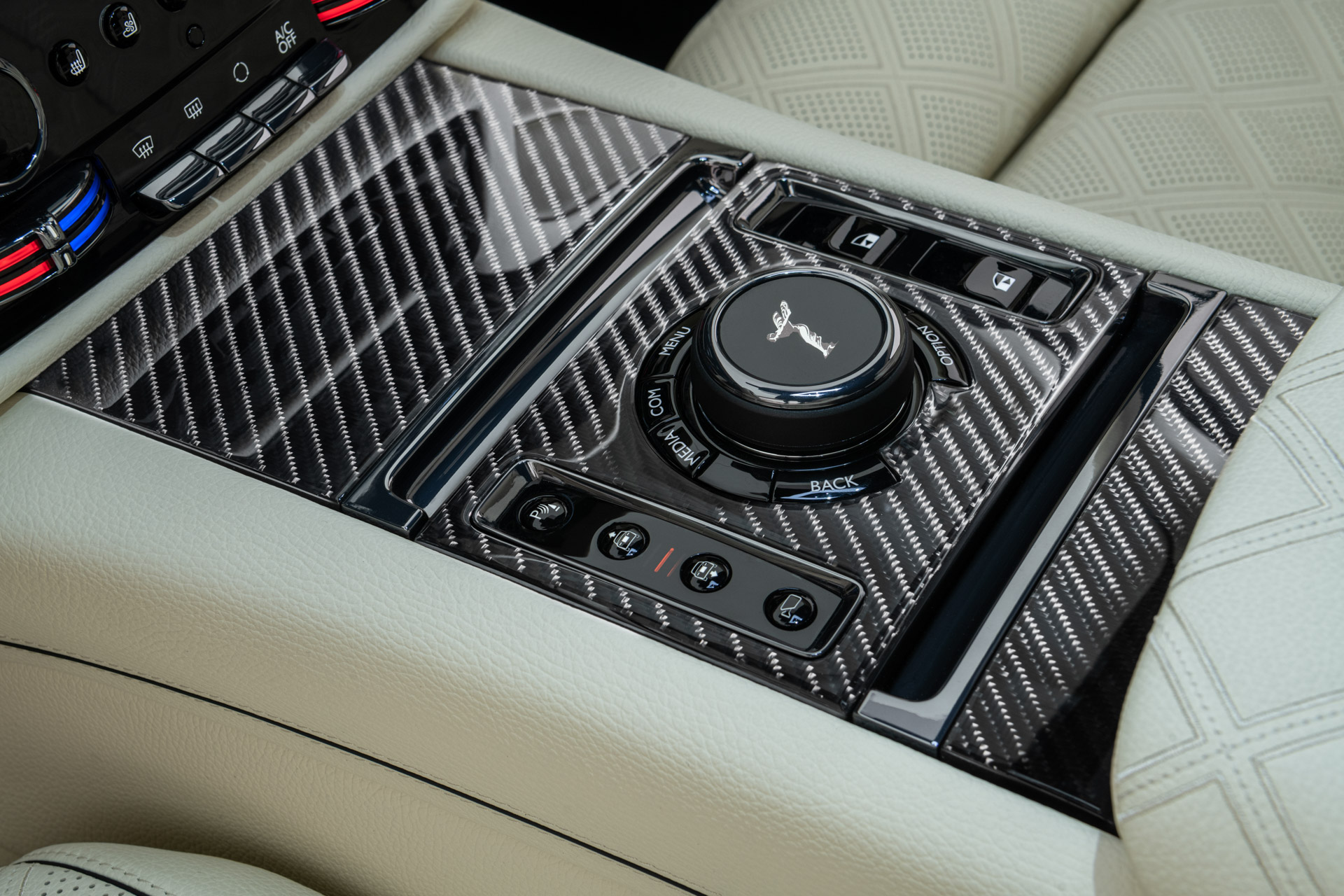 Download 2022 Brabus 700 based on Rolls-Royce Ghost Extended - Interior, Detail HD Wallpaper 1920x1280 #96