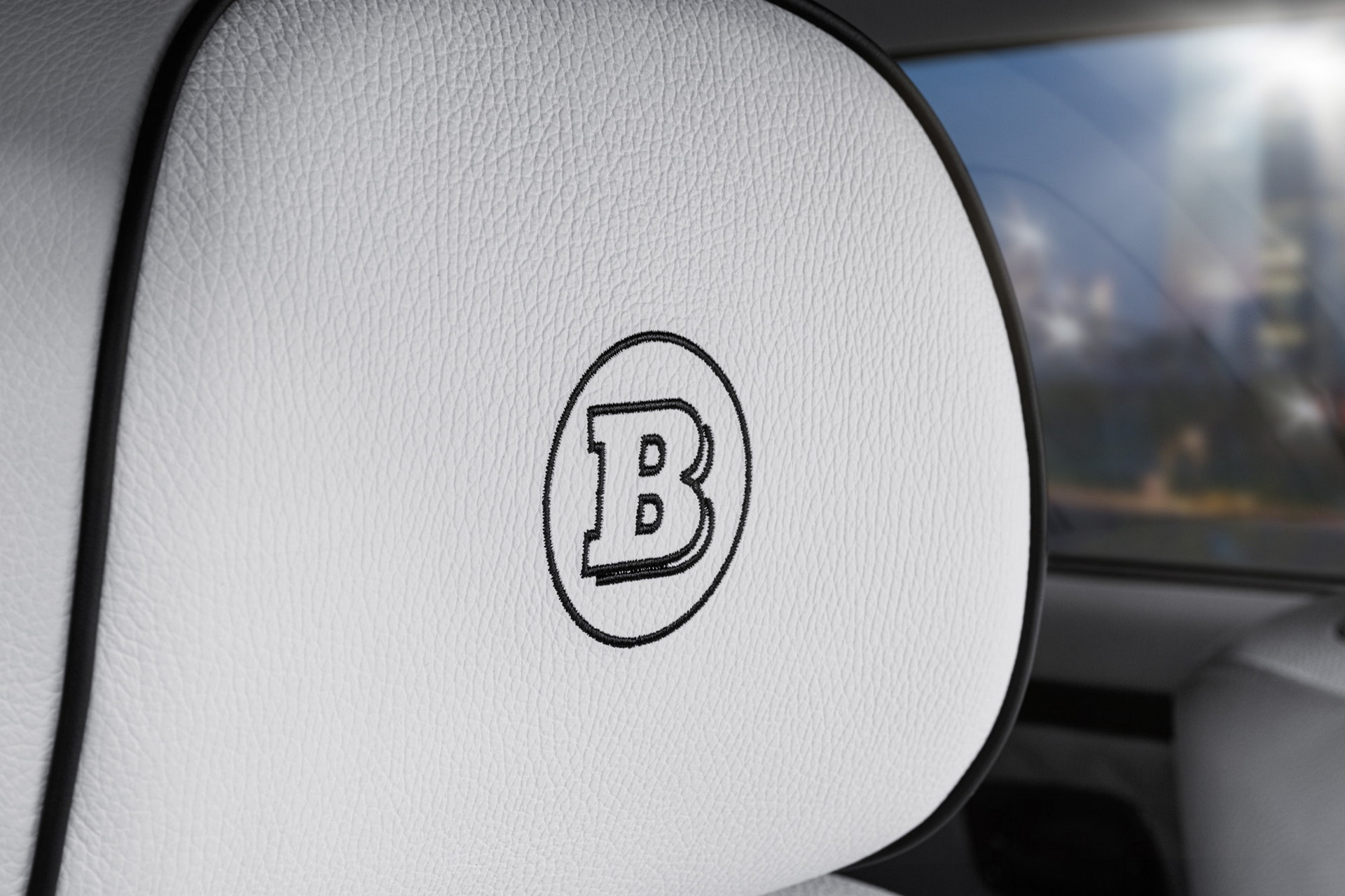 Download 2022 Brabus 700 based on Rolls-Royce Ghost Extended - Interior, Seats HD Wallpaper 1920x1280 #78