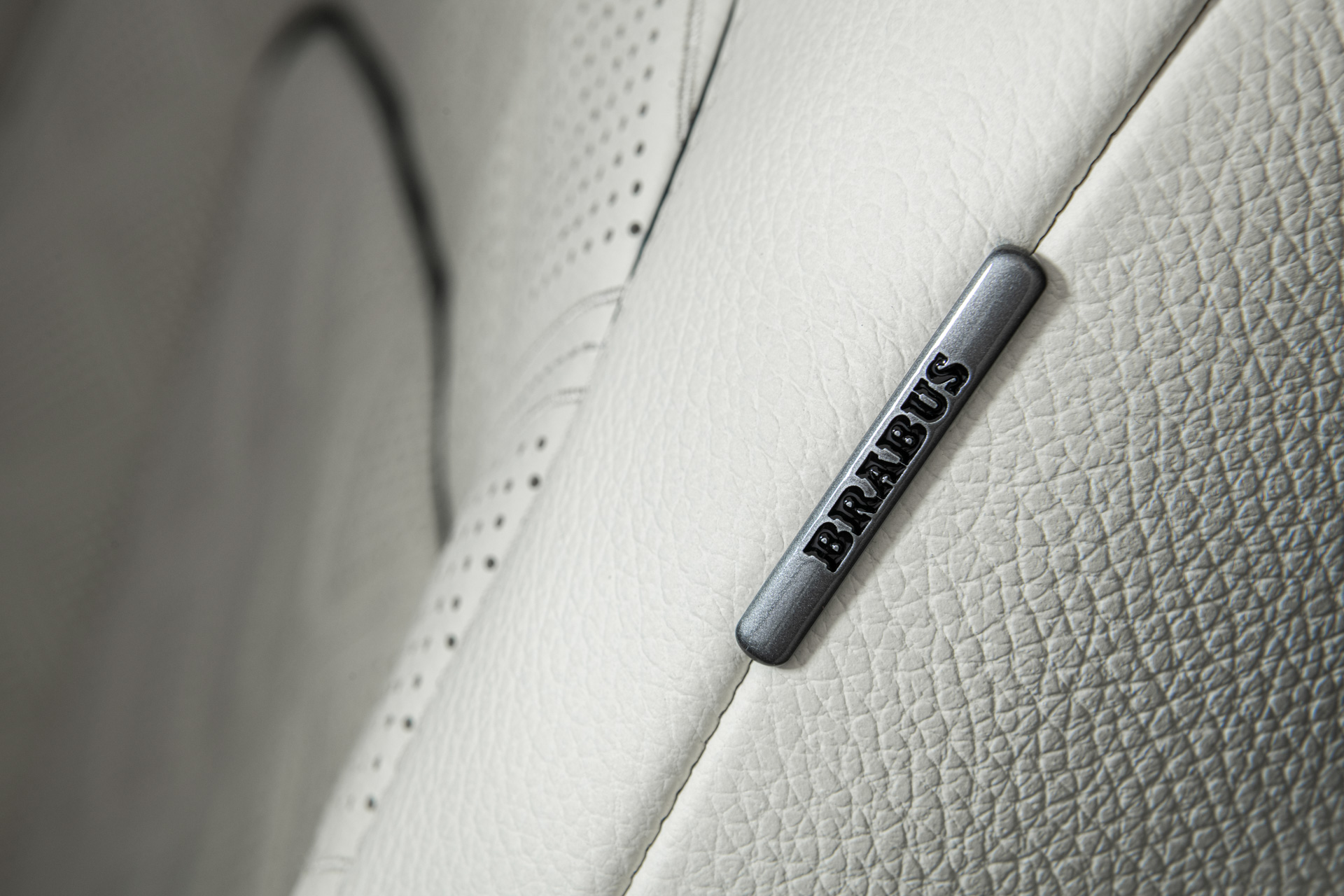 Download 2022 Brabus 700 based on Rolls-Royce Ghost Extended - Interior, Seats HD Wallpaper 1920x1280 #80