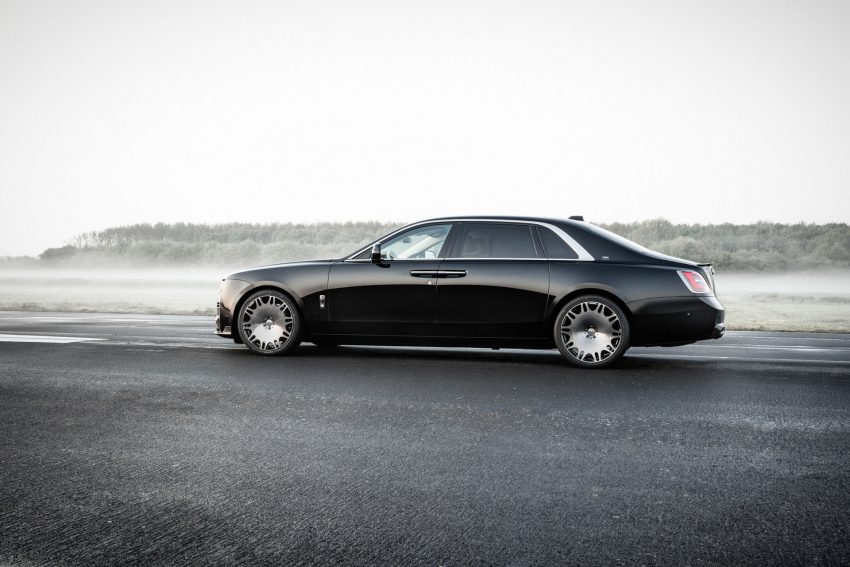 2022 Brabus 700 based on Rolls-Royce Ghost Extended - Side Wallpaper 850x567 #5