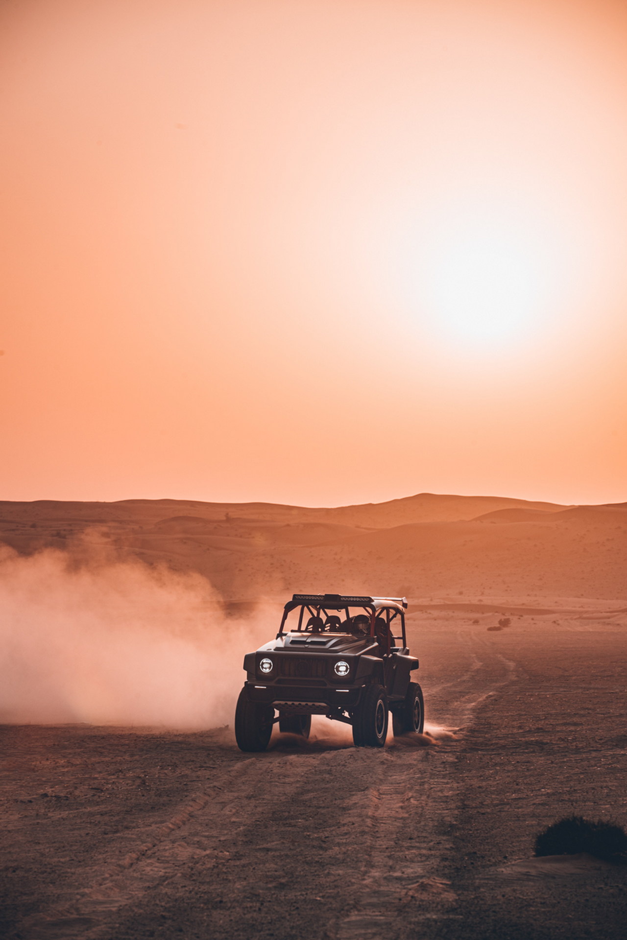 Download 2022 Brabus 900 Crawler - Off-Road HD Phone Wallpaper 1280x1920 #62