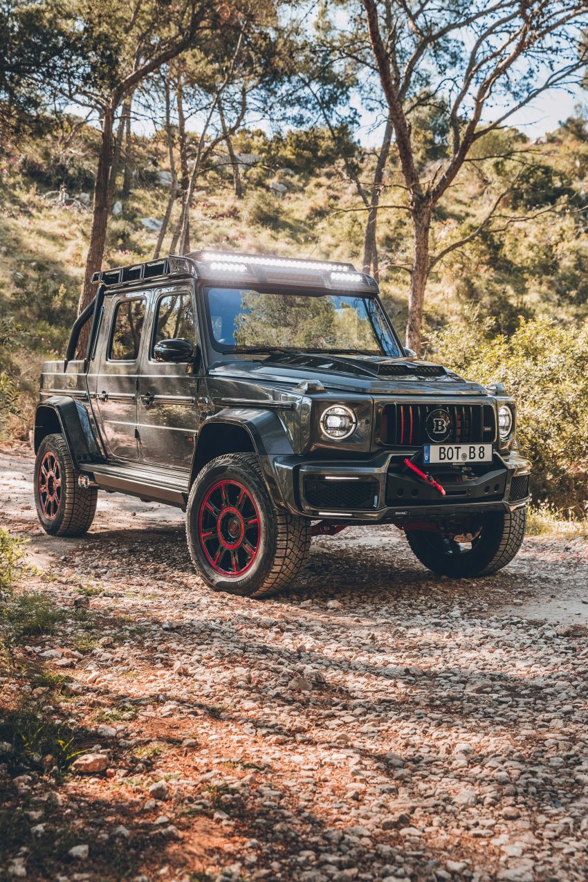 2022 Brabus 900 XLP One of Ten - Front Three-Quarter Phone Wallpaper 850x1275 #14