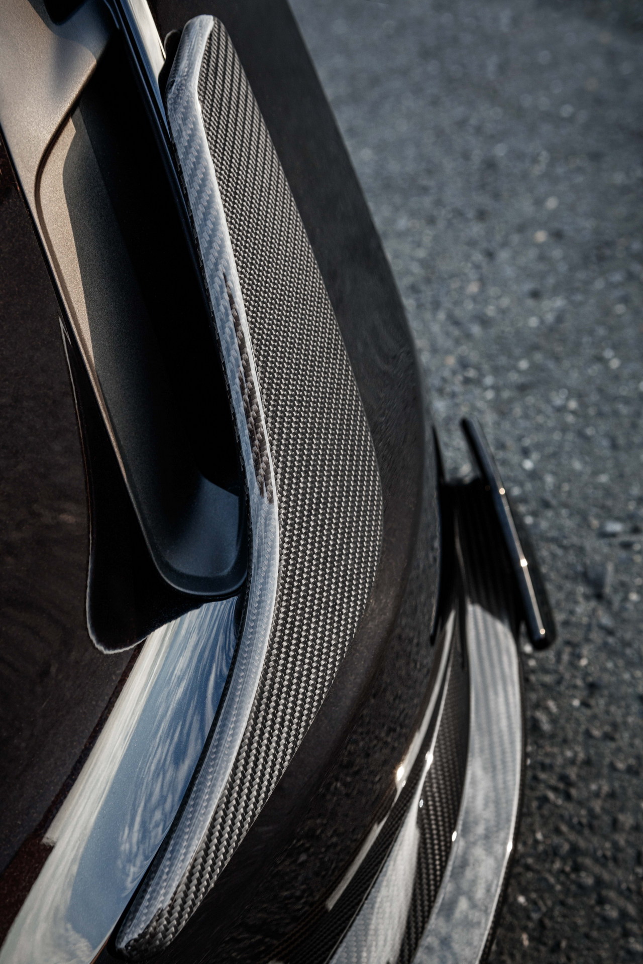 Download 2022 Brabus Porsche Taycan Turbo S - Detail HD Phone Wallpaper 1280x1920 #24