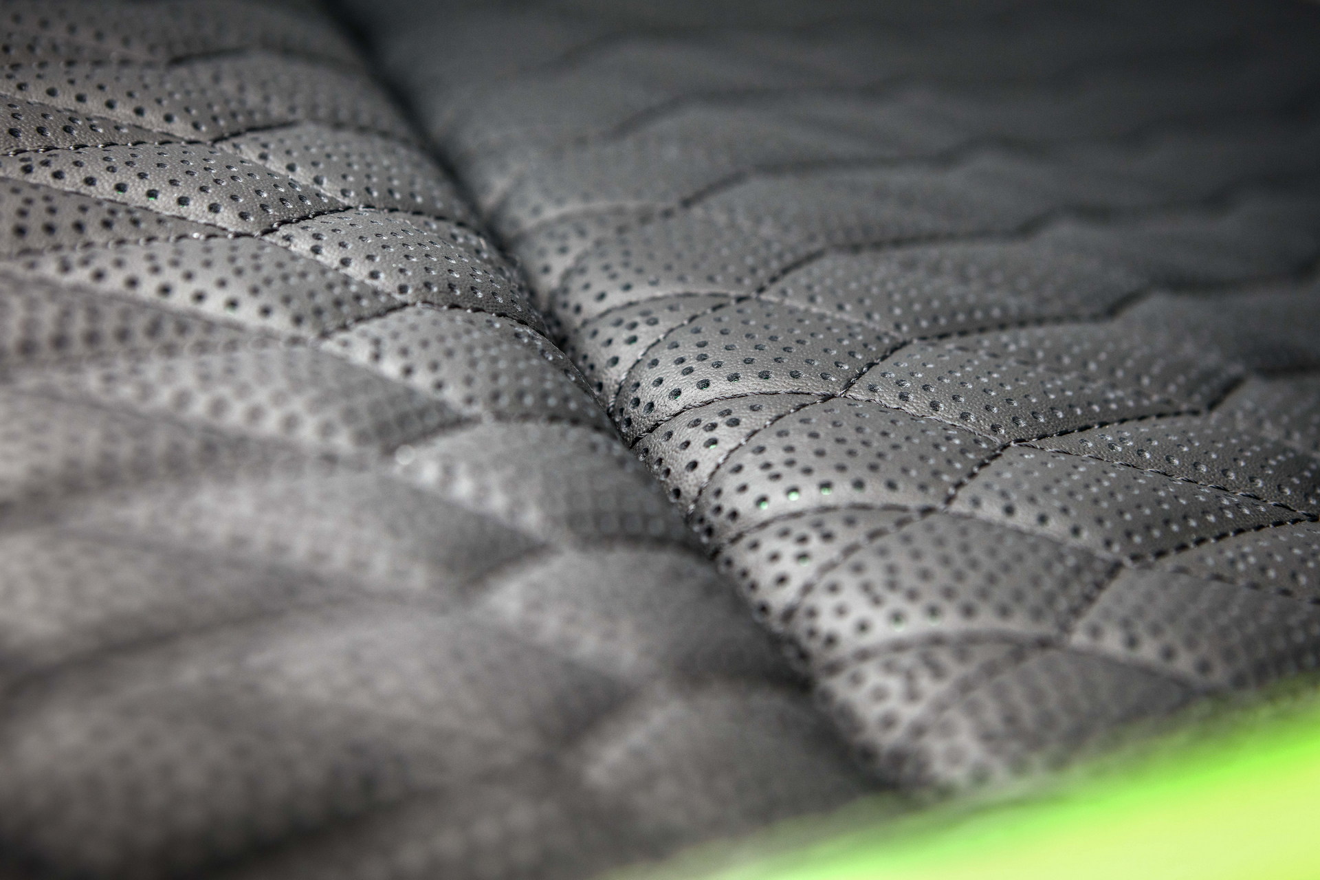 Download 2022 Brabus Porsche Taycan Turbo S - Interior, Detail HD Wallpaper 1920x1280 #94