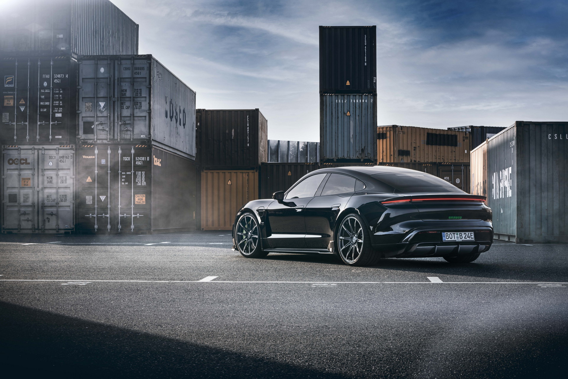 Download 2022 Brabus Porsche Taycan Turbo S - Rear Three-Quarter HD Wallpaper 1920x1280 #5